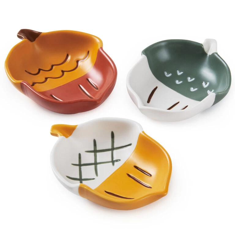 Hallmark Autumn Acorns Stacking Bowls, Set Of 3 3 Hallmark Autumn Acorns Stacking Bowls, Set Of 3