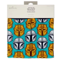 Hallmark Star Wars: The Mandalorian™ Helmet Novelty Crew Socks 9 Hallmark Star Wars: The Mandalorian™ Helmet Novelty Crew Socks -Toy Store Star Wars The Mandalorian Helmet Novelty Crew Socks 1SHP2161 04