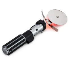 Hallmark Star Wars™ Lightsaber™ Pizza Cutter With Sound 7 Hallmark Star Wars™ Lightsaber™ Pizza Cutter With Sound -Toy Store Star Wars Vader Lightsaber Pizza Cutter With Sound 1SHP2165 03